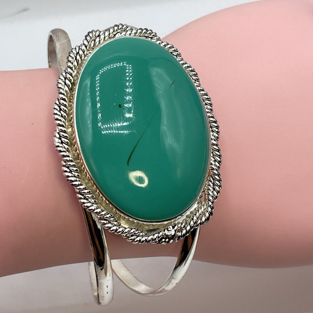 Vintage Best Silver Tone Turquoise Blue Acrylic Cabochon Open Cuff Bracelet